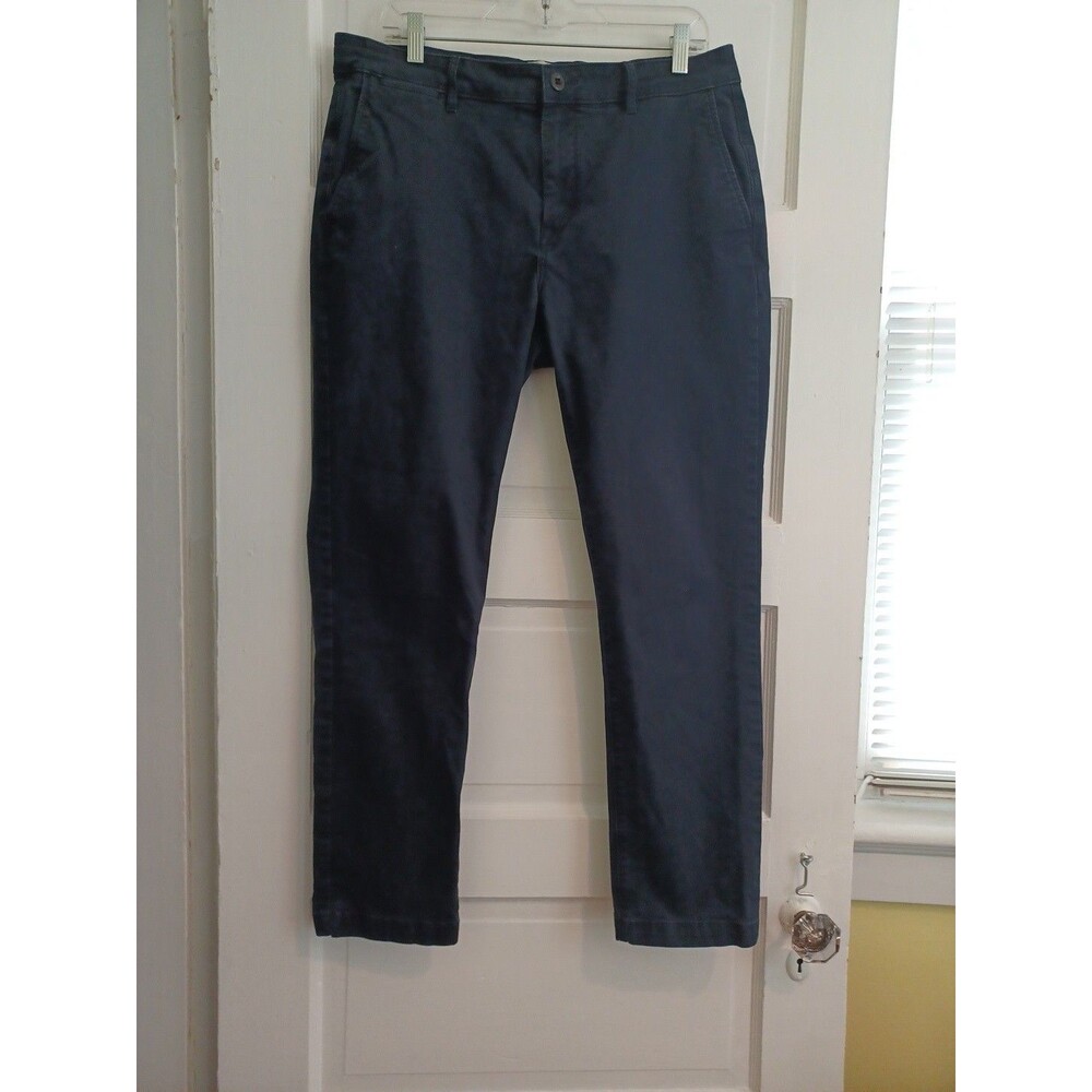 Flint and Tinder navy chino pants mens 34x28 athletic tapered fit classic work